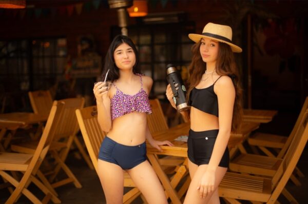 JUANITAS MALLA NIÑA TOP ESTAMPADO+ VEDETINA CON FRUNCE