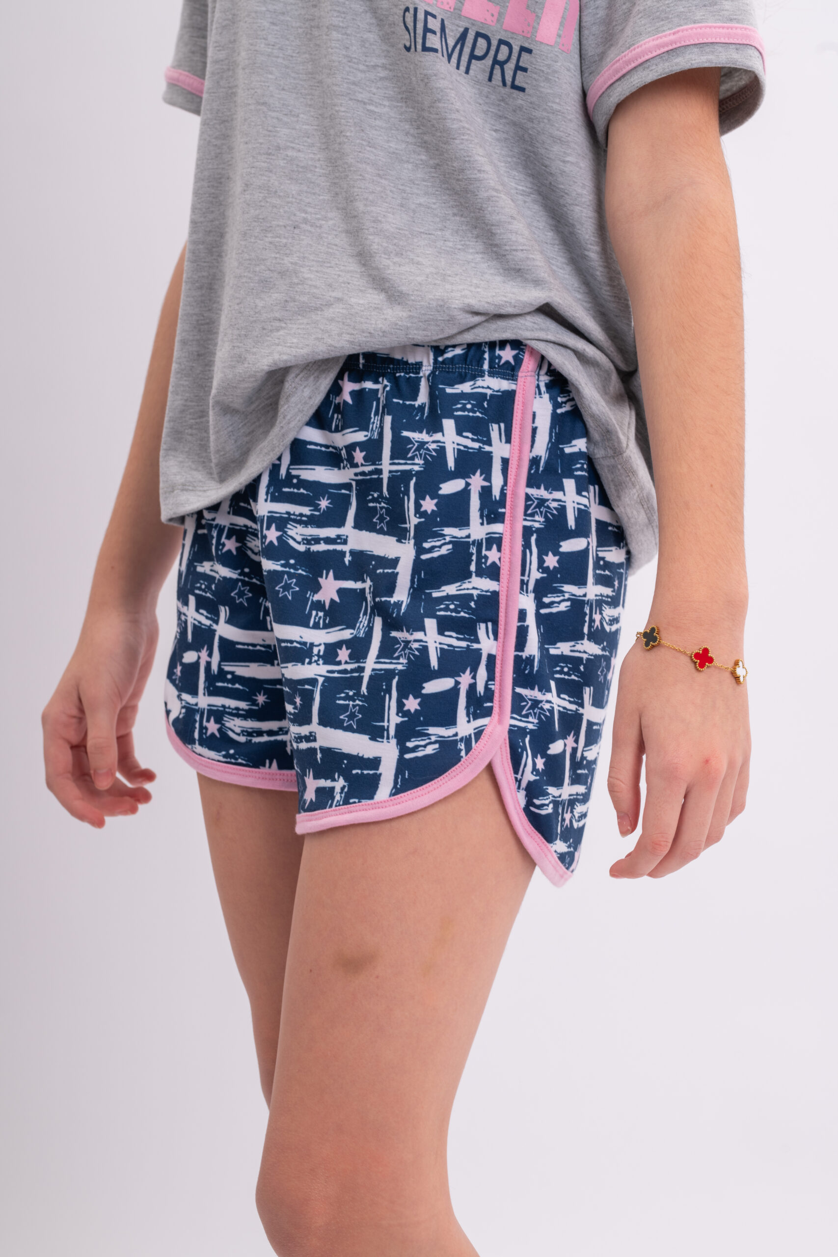 DOLCISIMA 1535NL PIJAMA TEEN REMERA Y SHORT ESTAMPADO CON VIVOS - Imagen 2