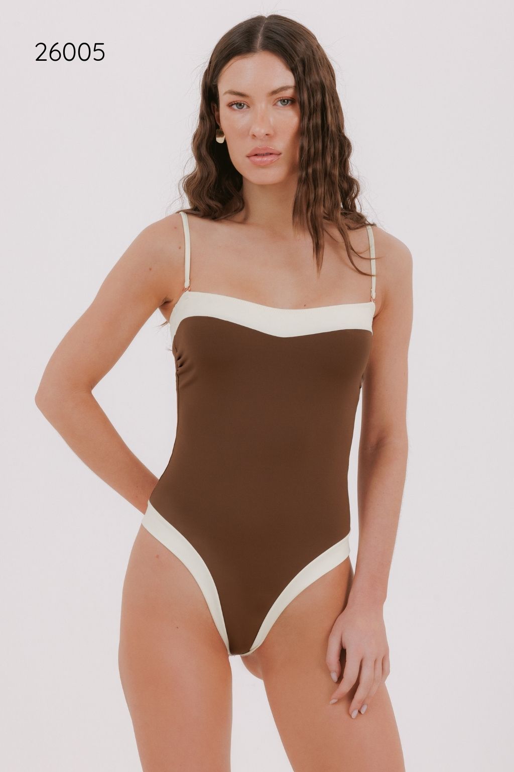 ANDRESSA SUMMER M26005 ENTERIZA COLALESS CON RECORTES A CONTRACOLOR Y BRETELES DESMONTABLES - Imagen 8