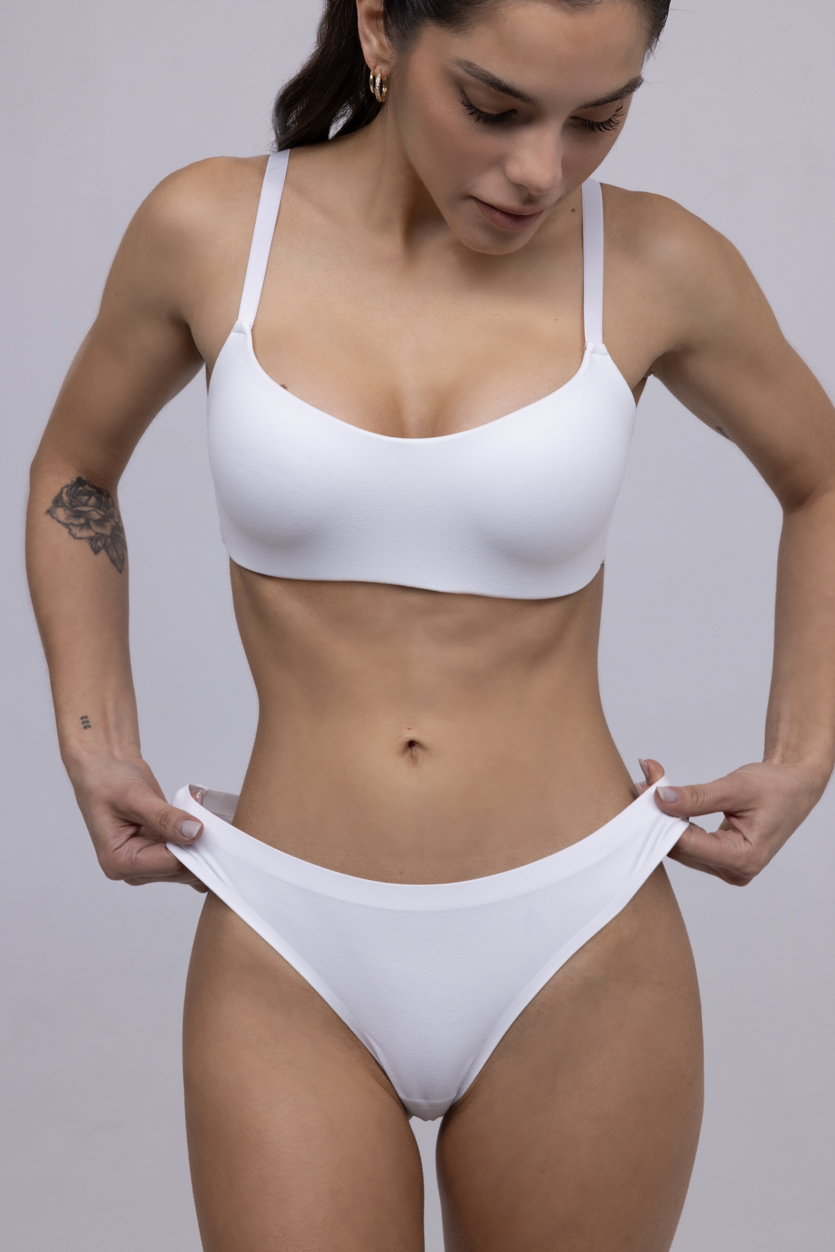 TRENDA 303 CONJ. TOP ARMADO Y LESS PEACHSKIN SIN COSTURAS (Hasta el 110) - Imagen 3