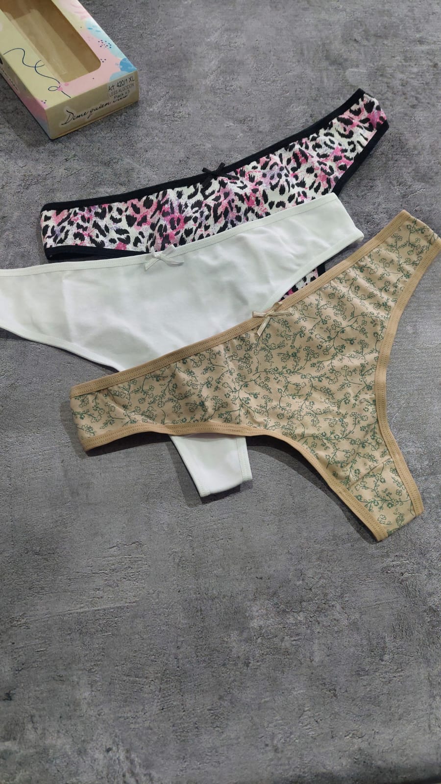 DQE 420 PACK X 3 LESS ALGODON PREMIUM ESTAMPADAS Y LISAS