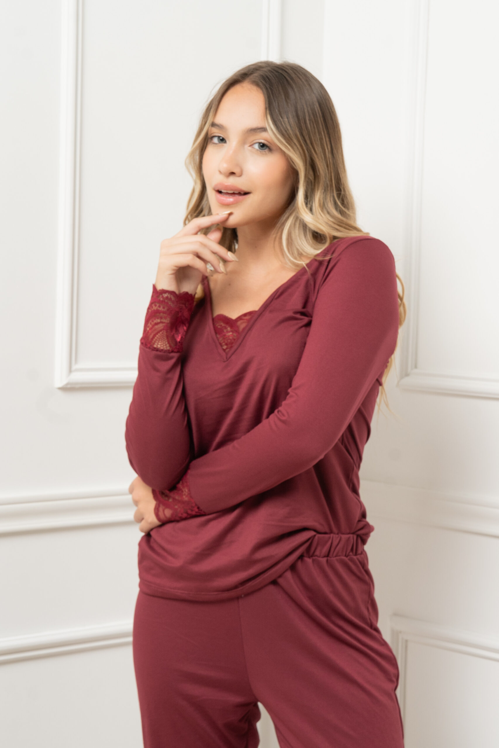 TRENDA L5600 SET PIJAMA CASACA Y PANTALON DE MODAL SOFT CON PUNTILLA