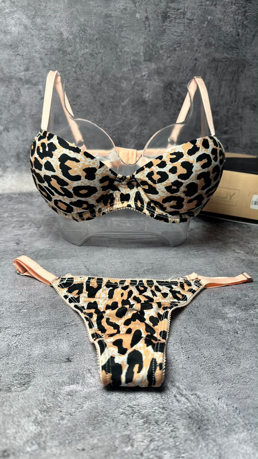 LODY 5272 CONJUNTO SOFT PUSH Y LESS DE MICROFIBRA ANIMAL PRINT